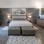 Don Mario Five 5 Suites - Adults Only - No Restaurant - B & B Madonna Delle Grazie